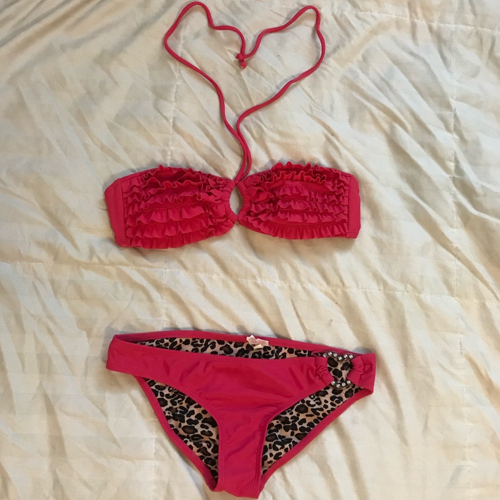 3/$15 Hot Pink bikini w/ ruffled, keyhole top